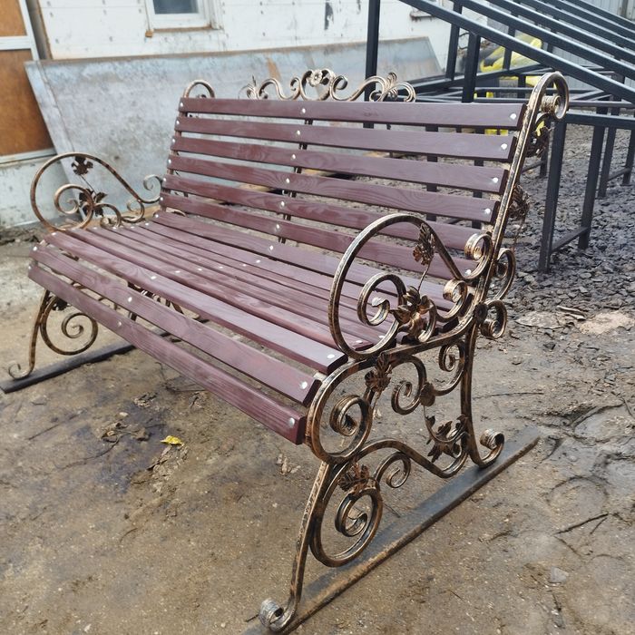 Скамейка уличная