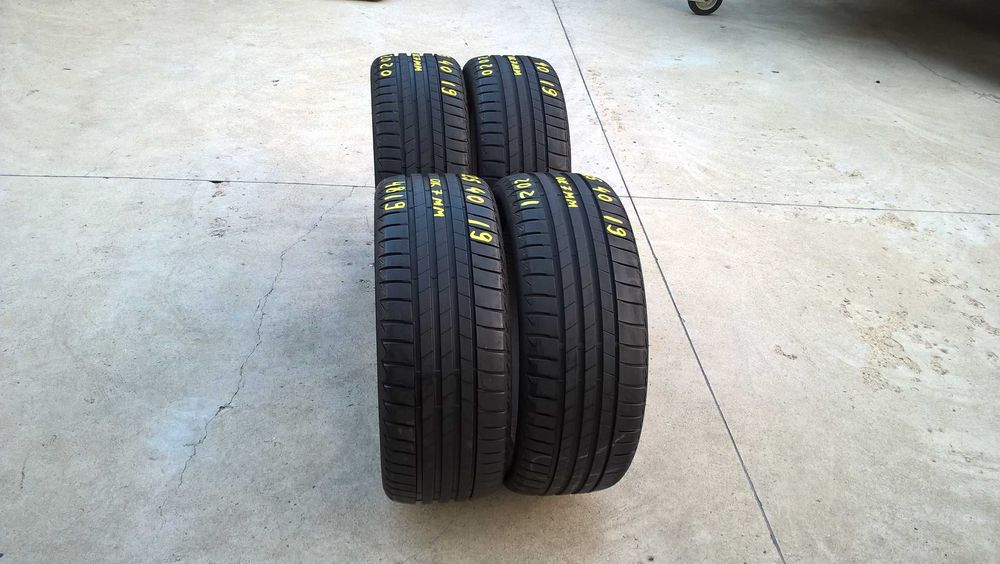 Set 4 anvelope de vara 225 40 19 bridgestone turanza T005 cu 7 mm