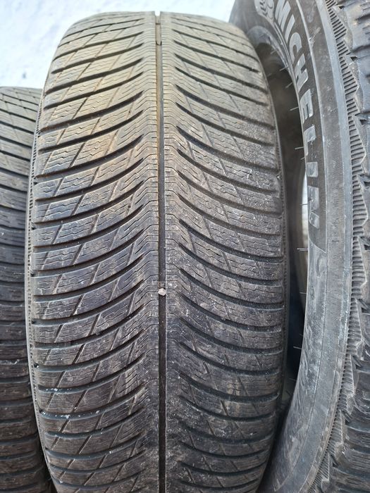 Продам шины. 255/60/20 мишелин