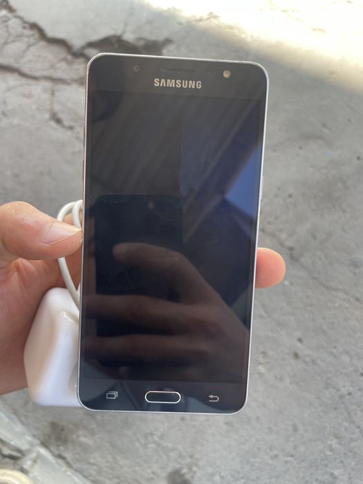 Samsung  j5(2016)