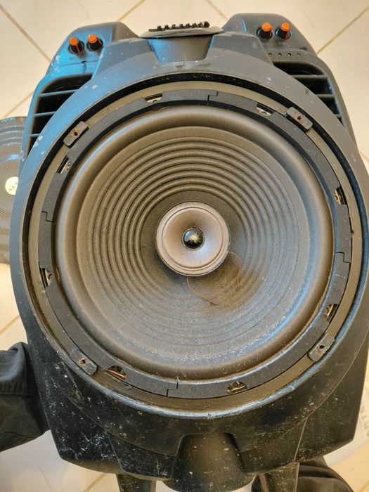 Boxa Akai SSO23A-X10