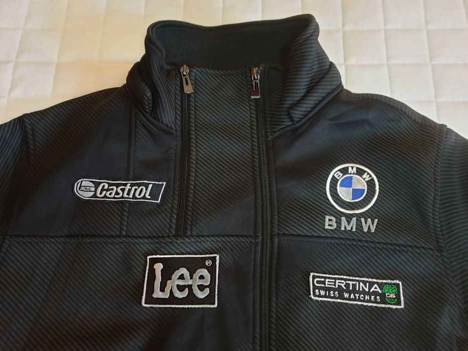 Geaca de barbati  -  200 lei.