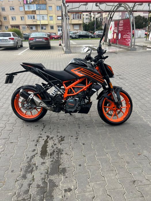 De vanzare KTM DUKE 125 cmc