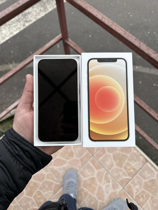 Iphone 12 Alb neverlock ca Nou bat 100% 64 Gb (dezmembrez telefoane )