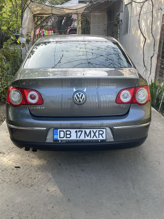 Vând Passat B6 , 4.200 euro negociabil in limita bunului simt !!