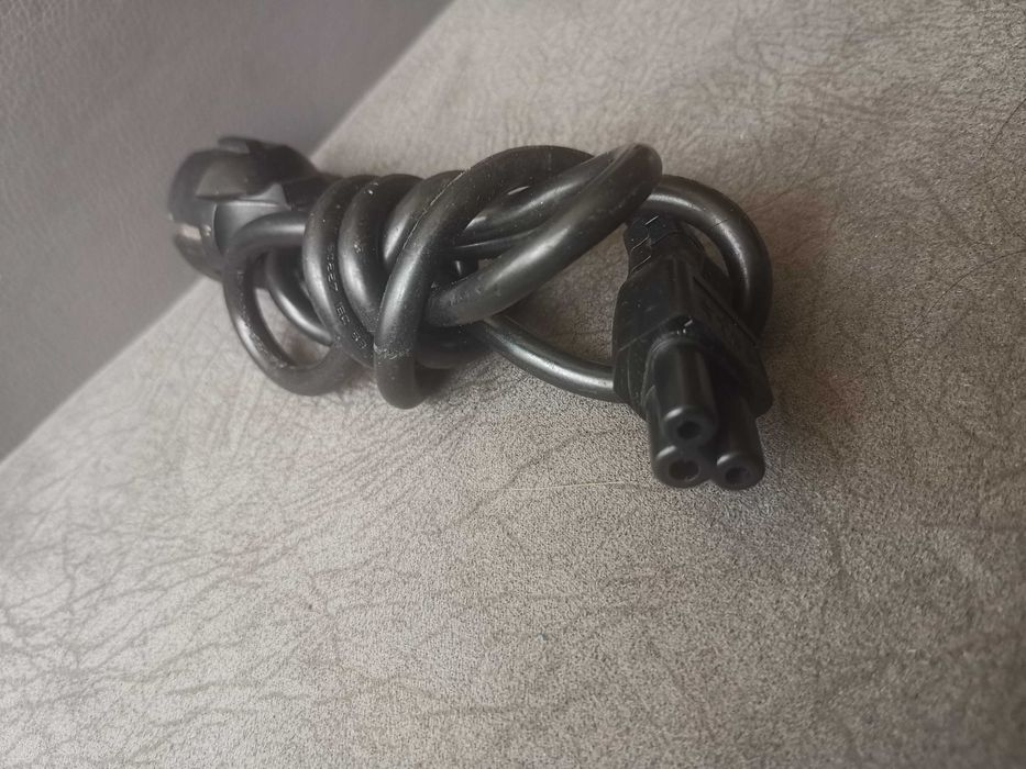 Cablu Alimentare Incarcatoare aadaptoare LEPTOP la 5 lei  (PC 7 lei )