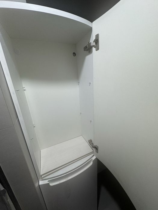 Шкаф в ванную комнату