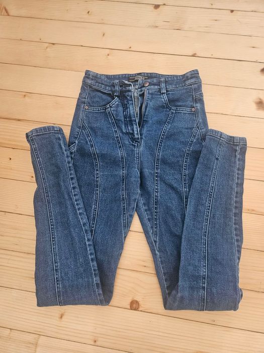 Дамски дънки на Alessa