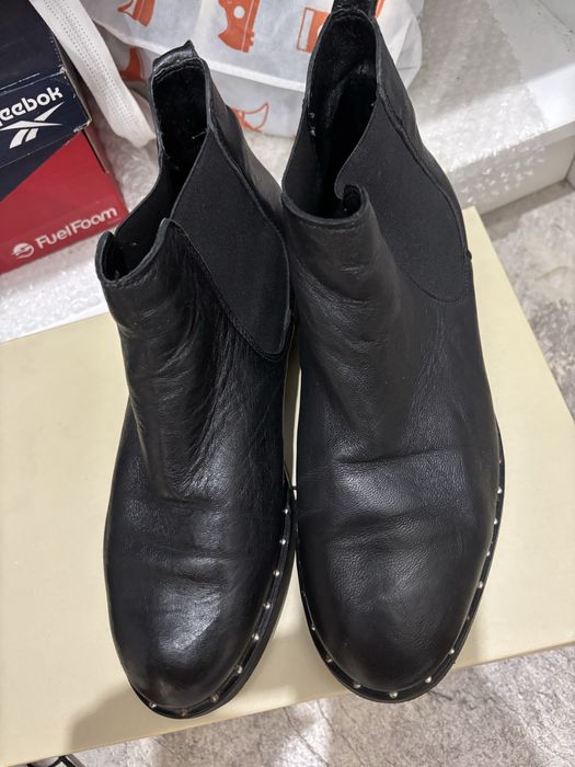 Продам челси ботинки