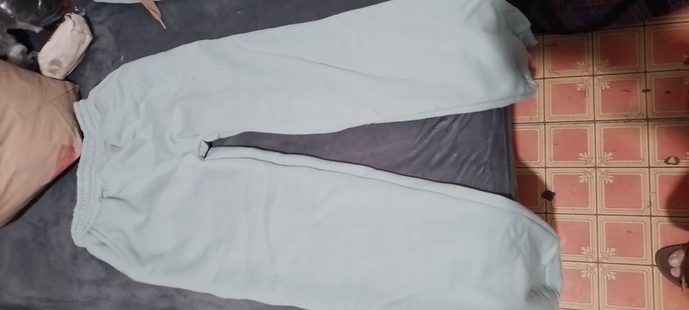 Одежда и обувь бесплатно