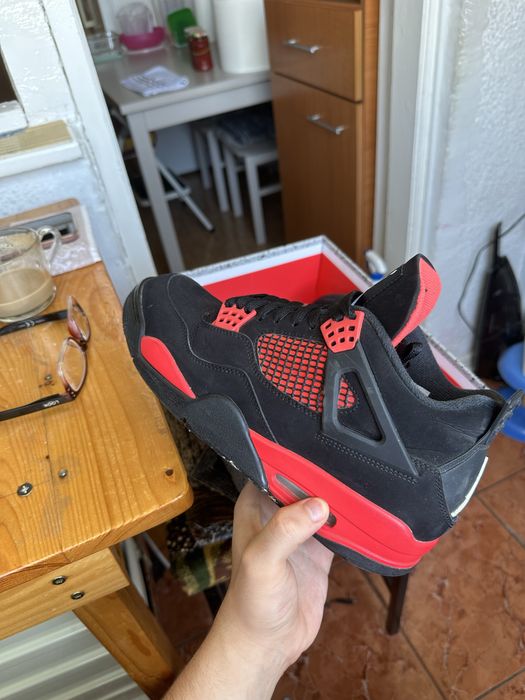 Jordan 4 Red Thunder
