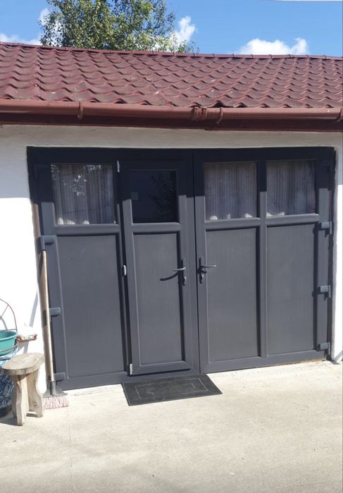 Vând geamuri și uși de termopan noi și second hand