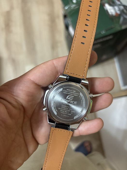 Часовник Casio edifice