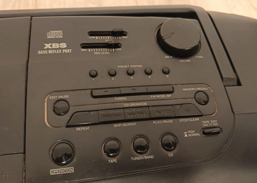 Radio casetofon cu cd PANASONIC  RX-DT 401