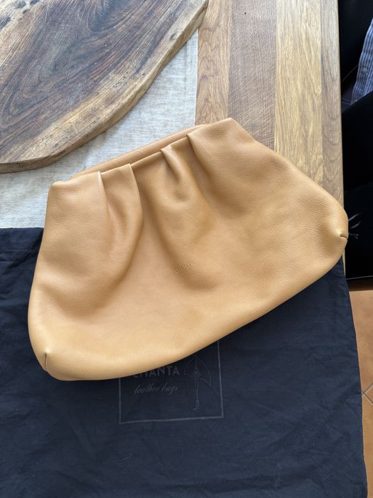 Чанта естествена  кожа на Chanta