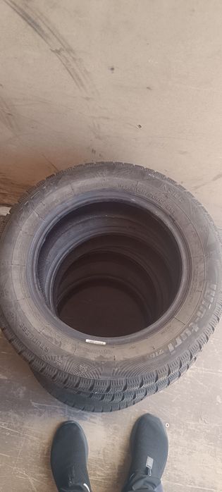 Авто шины 145,70,12