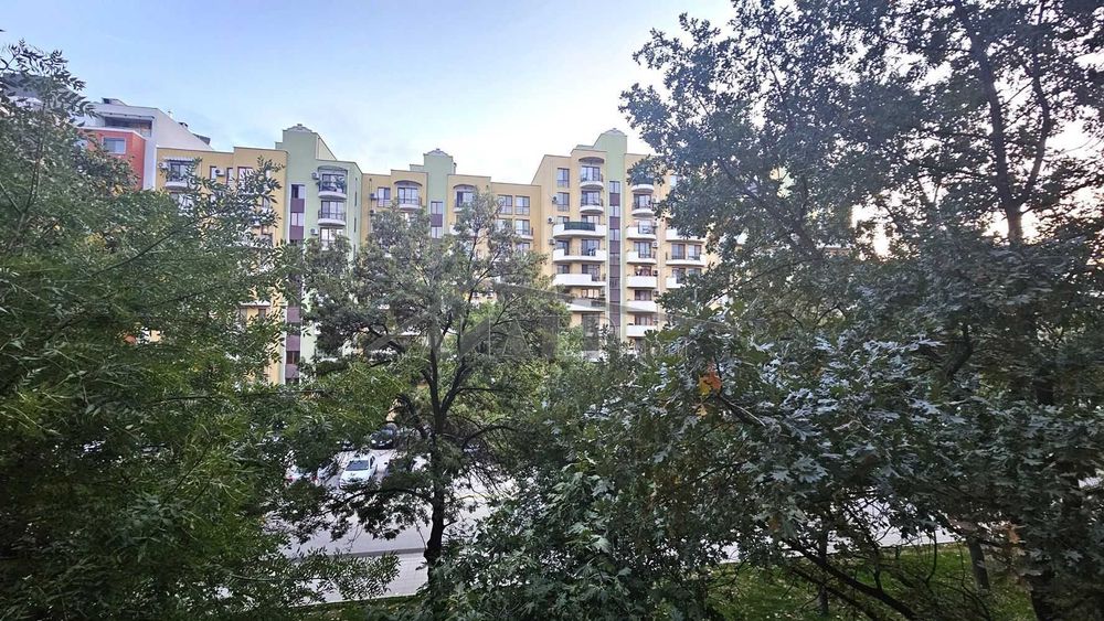 Продава се Тристаен апартамент в Пловдив, Въстанически - 99 кв.м за 1616 €/кв.м - Снимка #15