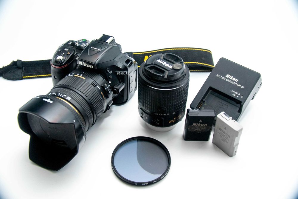 Nikon D5300 cu obiectiv NIkkor 55-200 si Sigma 17-50 f2.8