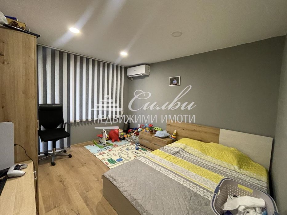 Четиристаен ТУХЛЕН апартамент с ГАРАЖ - кв. Херсон!