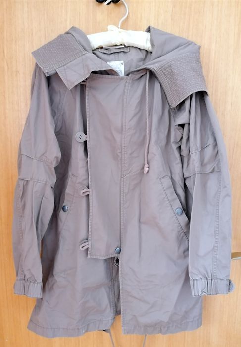 Тренч DKNY бежов, M размер