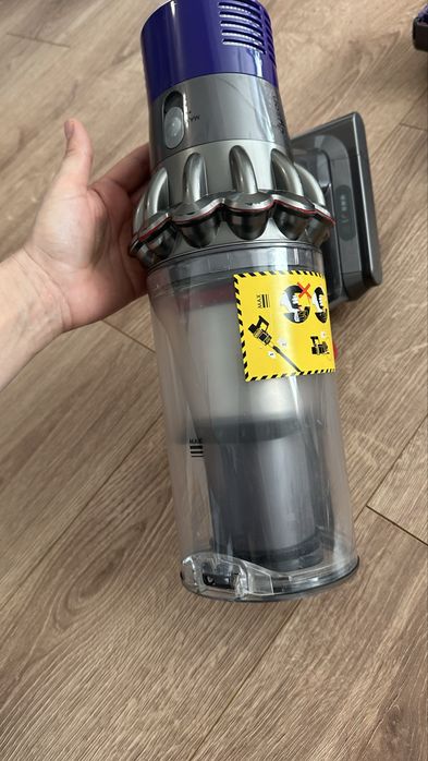 Aspirator Dyson V10, Stare foarte bună
