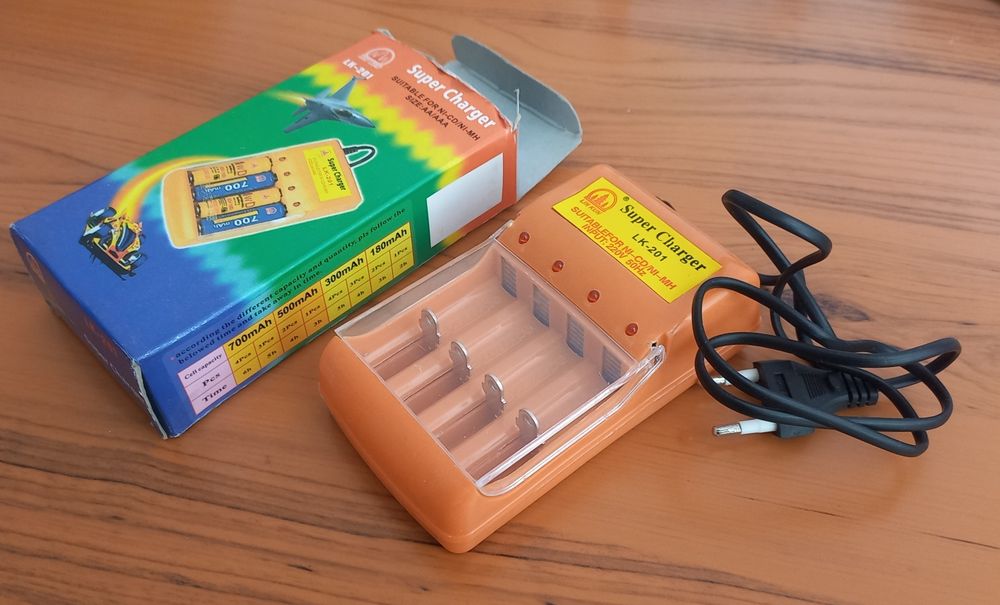 Зарядное устройства для АККУМУЛЯТОРОВ