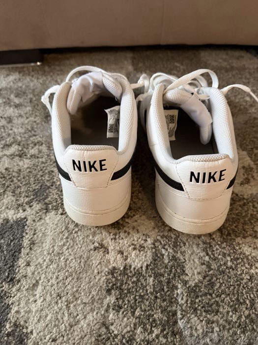 Маратонки Nike !!!