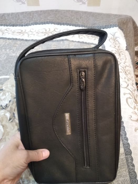 Продам сумочку-барсетку