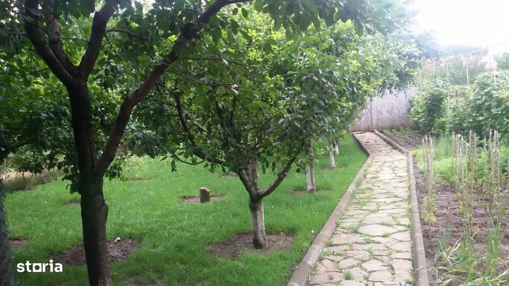 Casa cu etaj zona Drumul Tatarilor