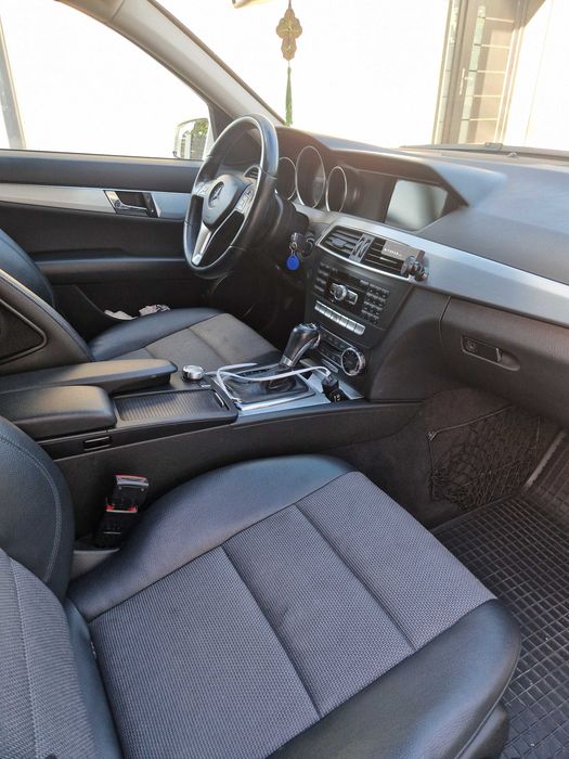 Vând Mercedes-Benz C220 CDI AMG Facelift – 2012