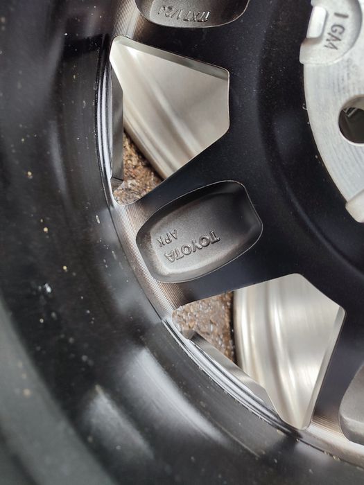 17" оригинални алуминиеви джанти за Toyota Land cruiser...