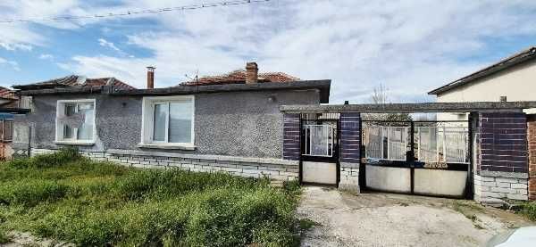 Къща в село Татарево