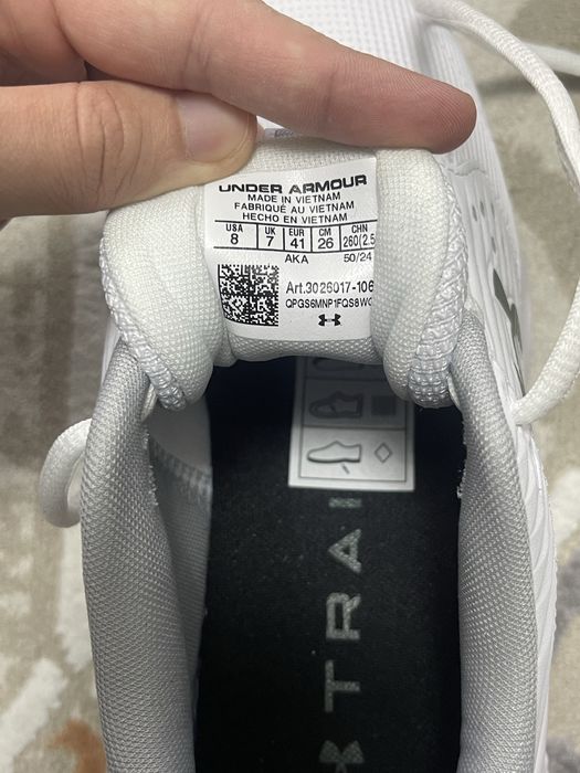 Кроссовки Under Armour