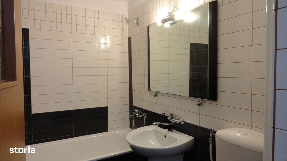 Apartament cu 2 camere decomandate strada Muncitorilor