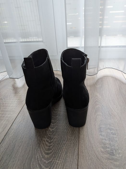 Vand botine negre 37