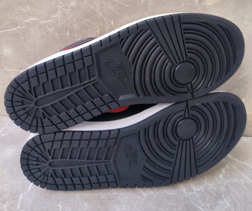 Nike Air Jordan 1 Low номер 46