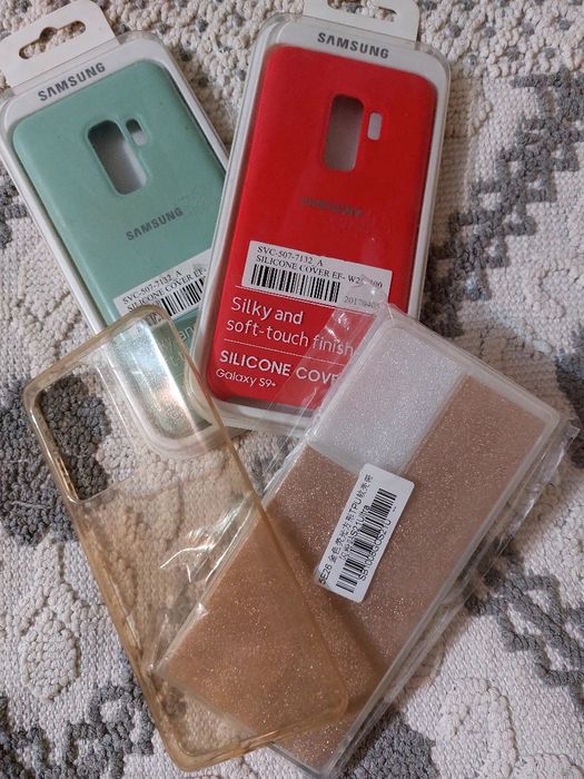 Продам  чехлы на телефон.