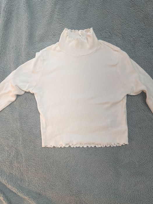 Продам лонгсливы, кофточки для школы