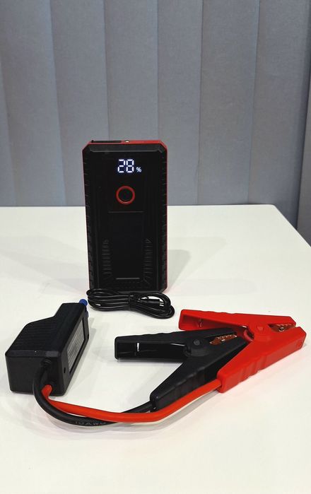 Стартер бустер STSCELT DY51 - Джъмп стартер за автомобили