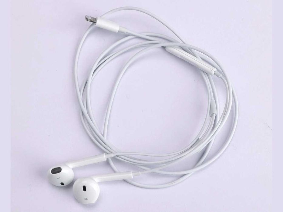 IPHONE Naushnik | 100% Original | 6 OY Garantiya