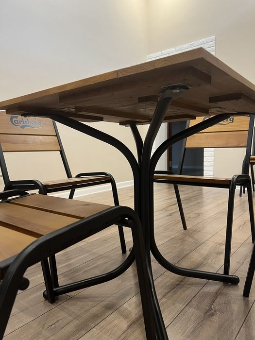 Комплект стол и стулья