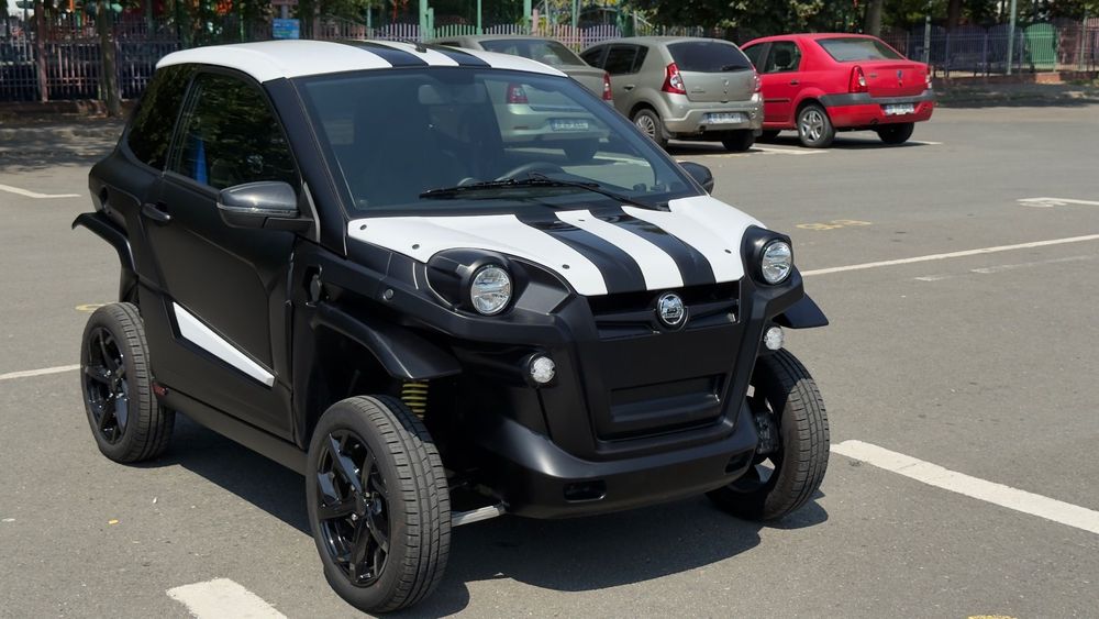 Aixam City Aixam Mega e-Scouty Electric | 07/2023 | 2.200 km | Alpine | Webasto |