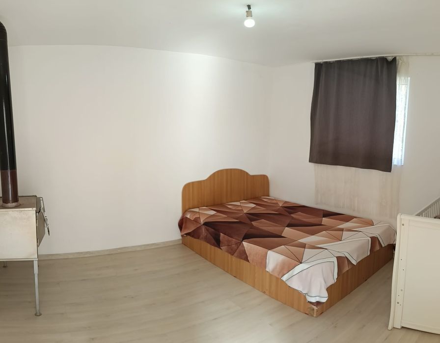 Vând casa în Cobadin