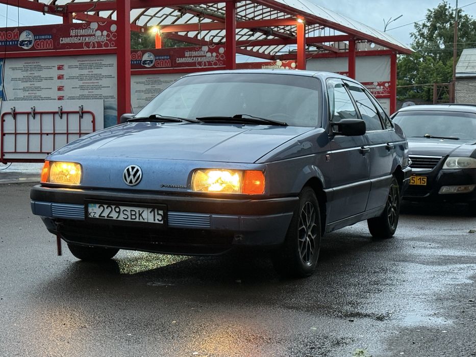 Пассат б3 седан 1.8 бензин механика