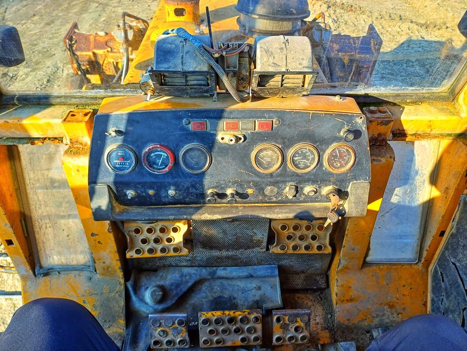 Buldozer Hanomag D600D – Fiabilitate Germană (An 1983)