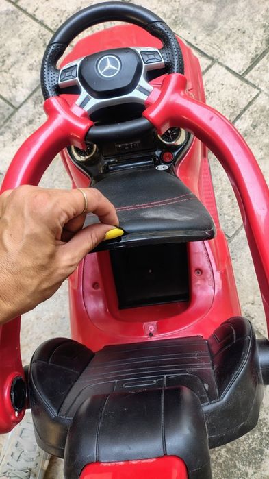 Кола с дръжка Mercedes GL63 AMG, 85 лв