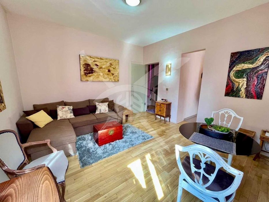 Дава се под наем Двустаен апартамент в София, Център - 50 кв.м за 648.21 € - Снимка #1