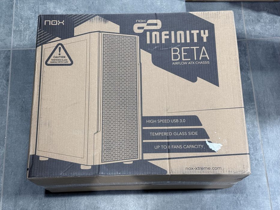 Carcasa PC Mid Tower Non xTreme Infinity Beta