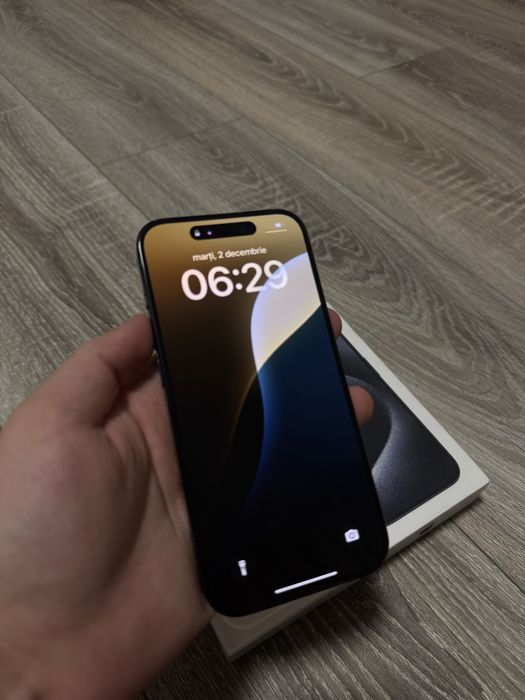 Vand iPhone 15 Pro - 128 GB - Excelent - Blue