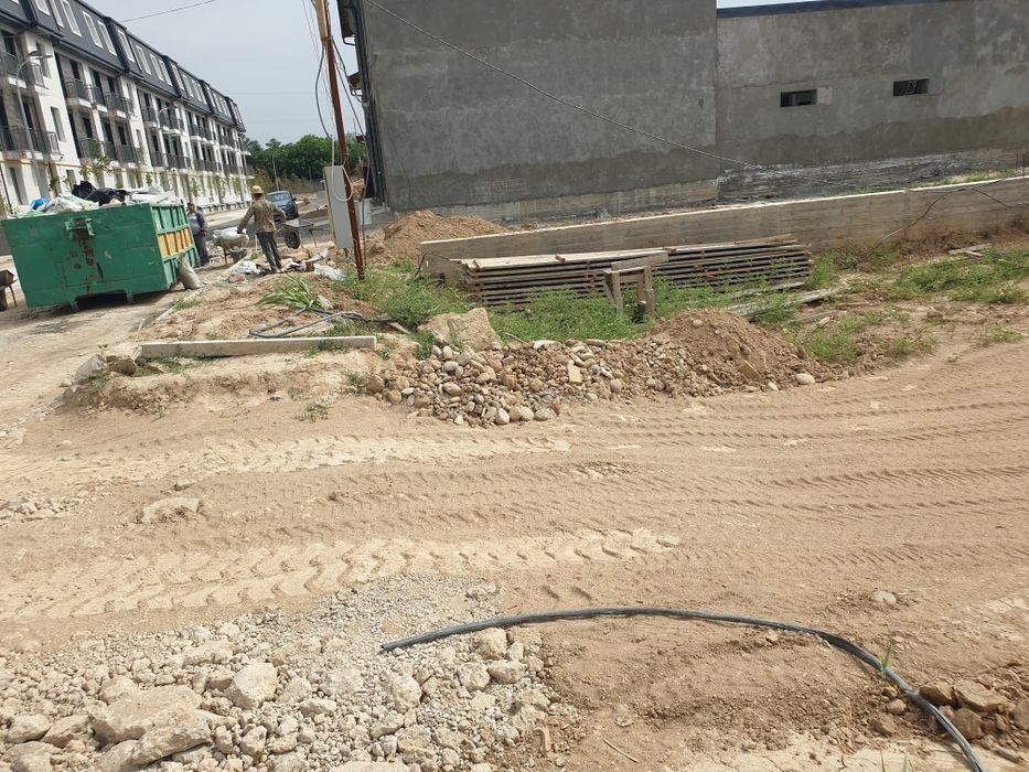 Hovli uchun yer sotiladi. Sabzavot city